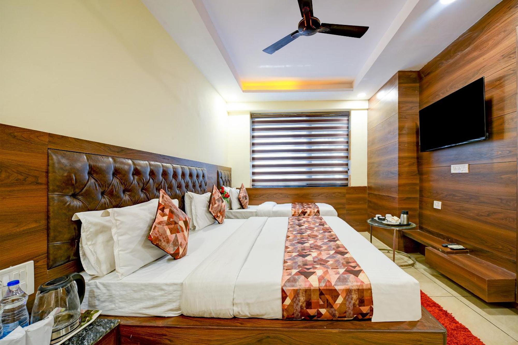 Hotel Le Grand - Walk-In From Rk Ashram Metro Station Nové Dillí Exteriér fotografie