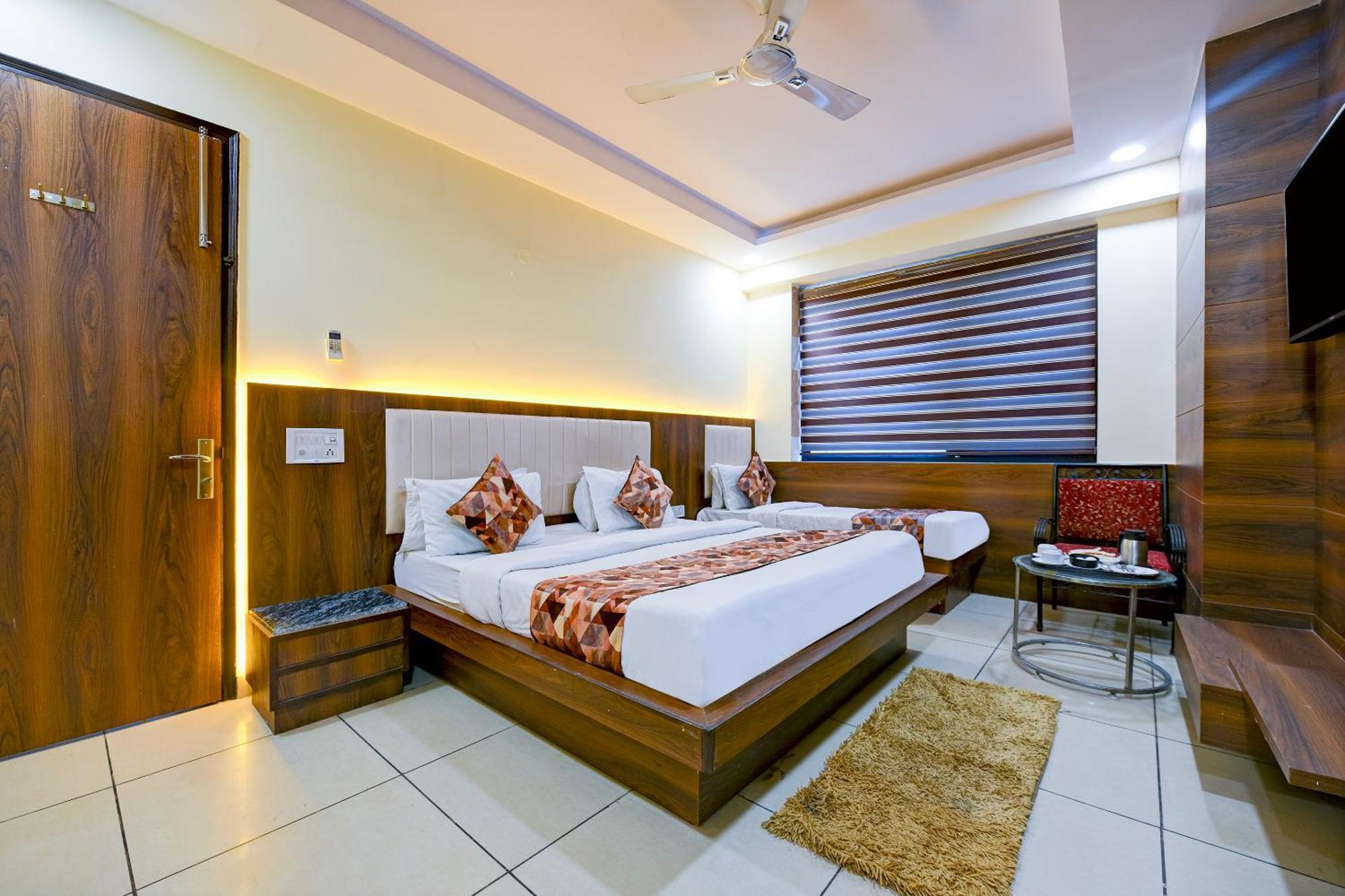 Hotel Le Grand - Walk-In From Rk Ashram Metro Station Nové Dillí Exteriér fotografie